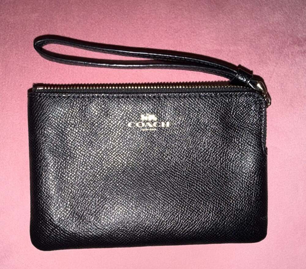 Coach Corner Zip Wristlet Black Crossgrain Leather